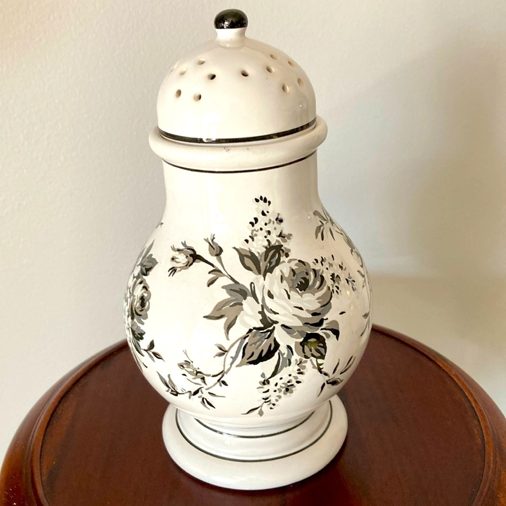 Vintage and rare RL potpourri jar